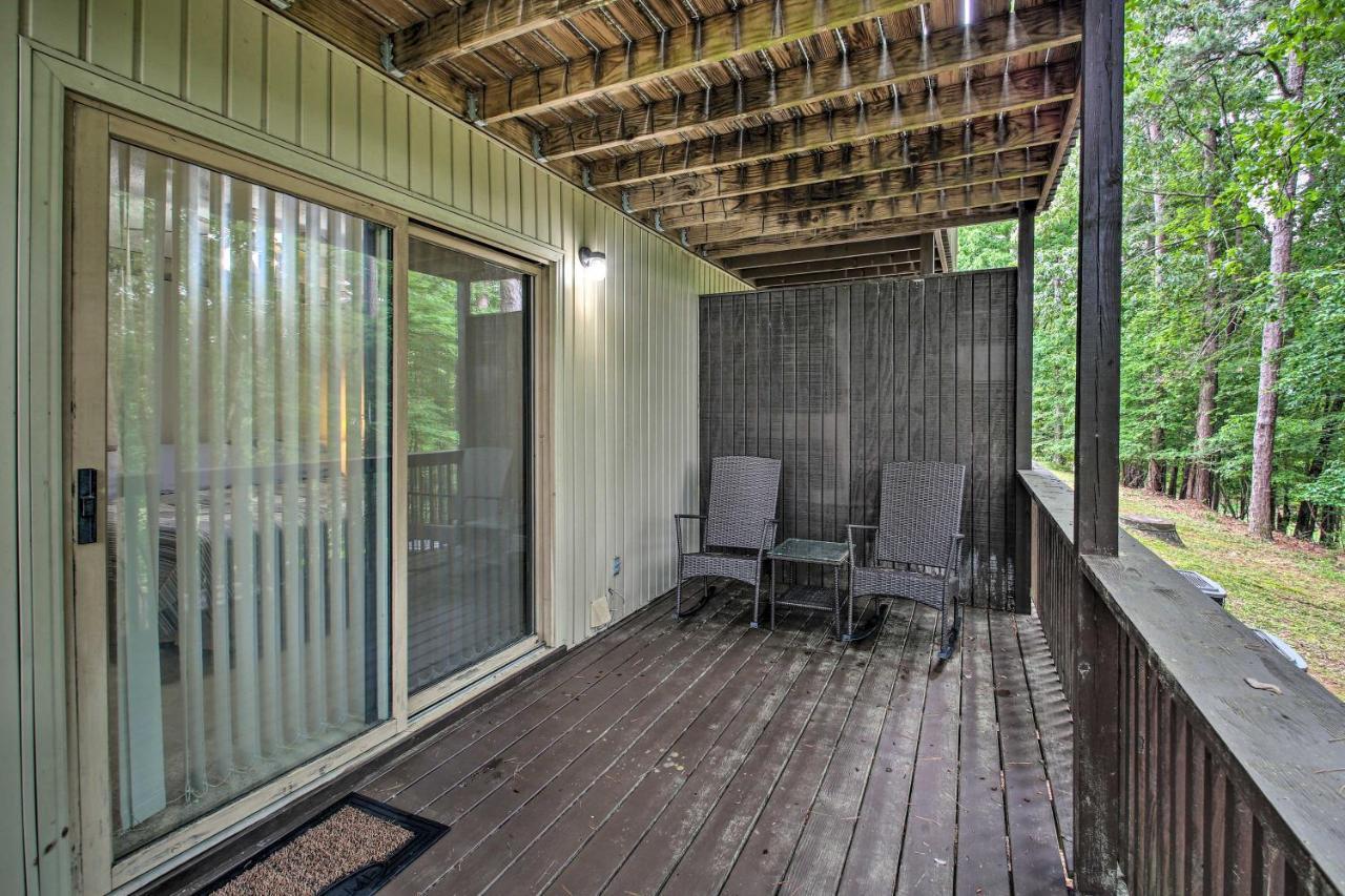 Hot Springs Village Retreat With Deck 3 Mi To Golf! Exteriör bild
